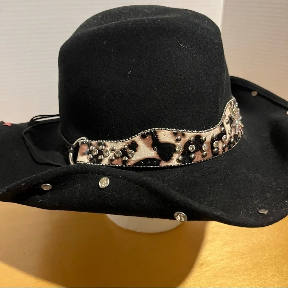 Bullhide Rodeo Cowgirl Hat Large Black Cheetah Animal Print Band Rhinestones